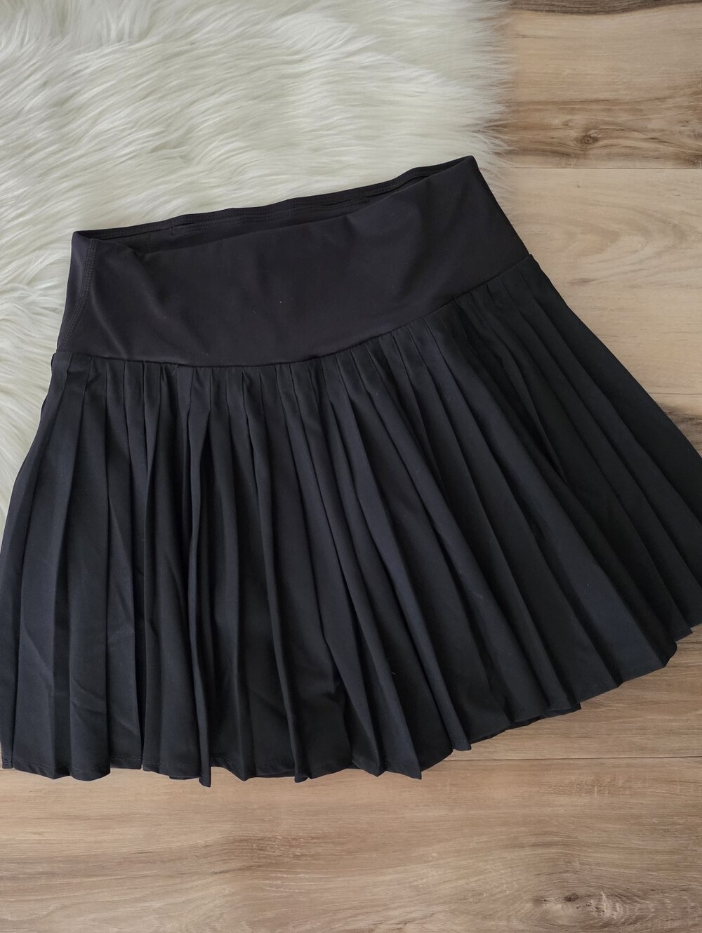Women's All In Motion Like New Black Pleated Skirt With Shorts - XS